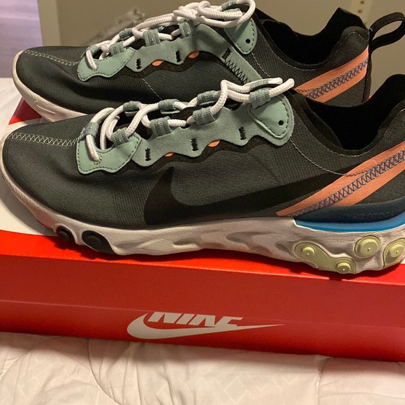 Nike React Element 55 - Picture 1 of 2